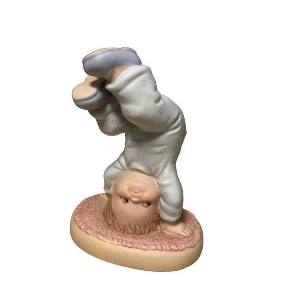 Enesco Memories of Yesterday "Things are Rather Upside Down" Figurine 522775 Boy - Picture 1 of 12